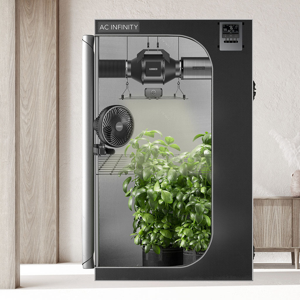 AC Infinity CLOUDLAB 722 Grow-Zelt-System im Wohnraum
