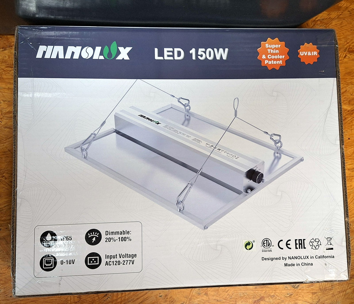 Nanolux LED RG150, Kartonseite