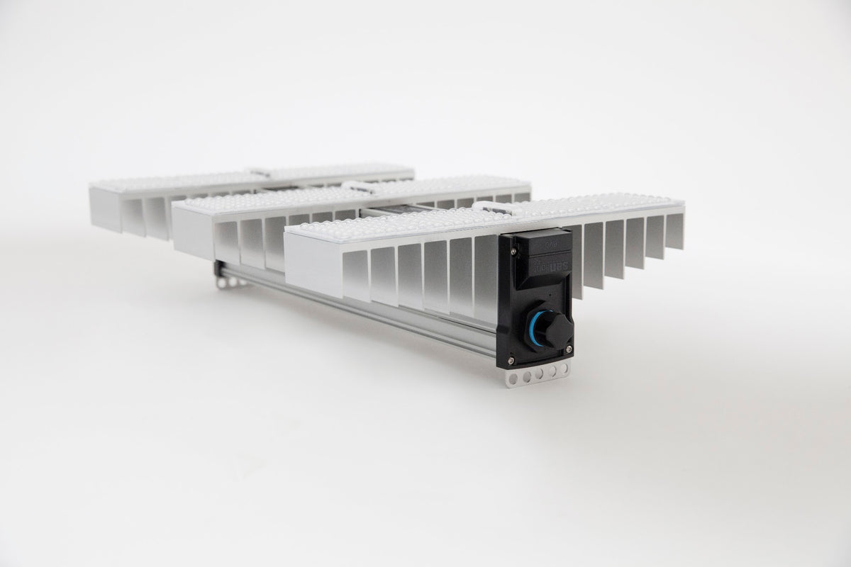 SANlight EVO 3-60 1.5 liegend mit Blick auf LED-Module und Kühlkörper