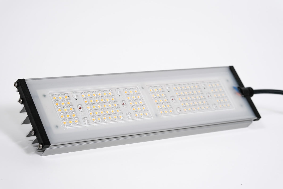 LED-Seite der SANlight STIXX 50 mit Abdeckung